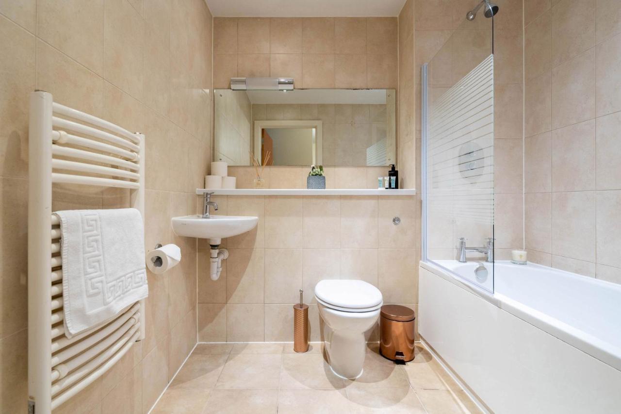 Haus City Centre Apartment - Arcadian -Balcony - Secure Parking - Wifi-Smart Tv - China Town -Top Rated Birmingham Exteriör bild